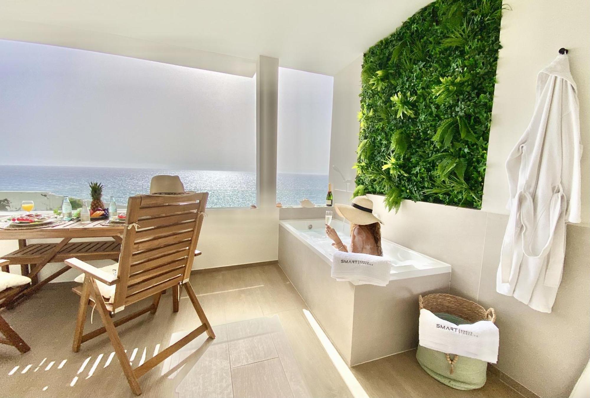 칼라오살바헤 Beautiful Sea View 아파트 외부 사진